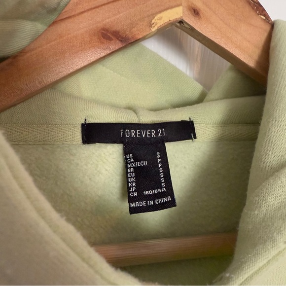 Forever 21 Green Angel Cropped Hoodie Small - Picture 4 of 7